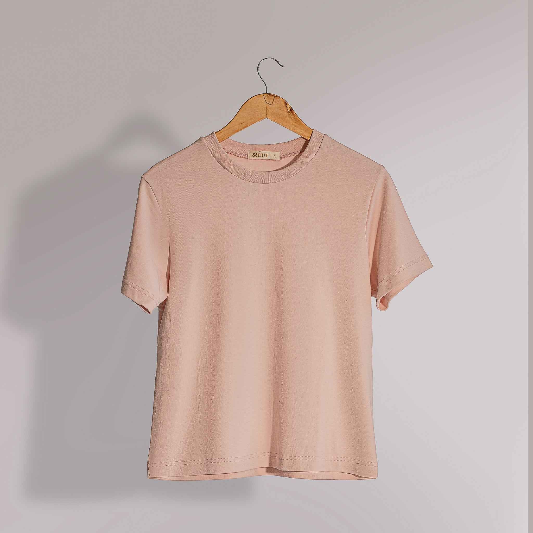 "Love Crew T-Shirt" - Modern Relax