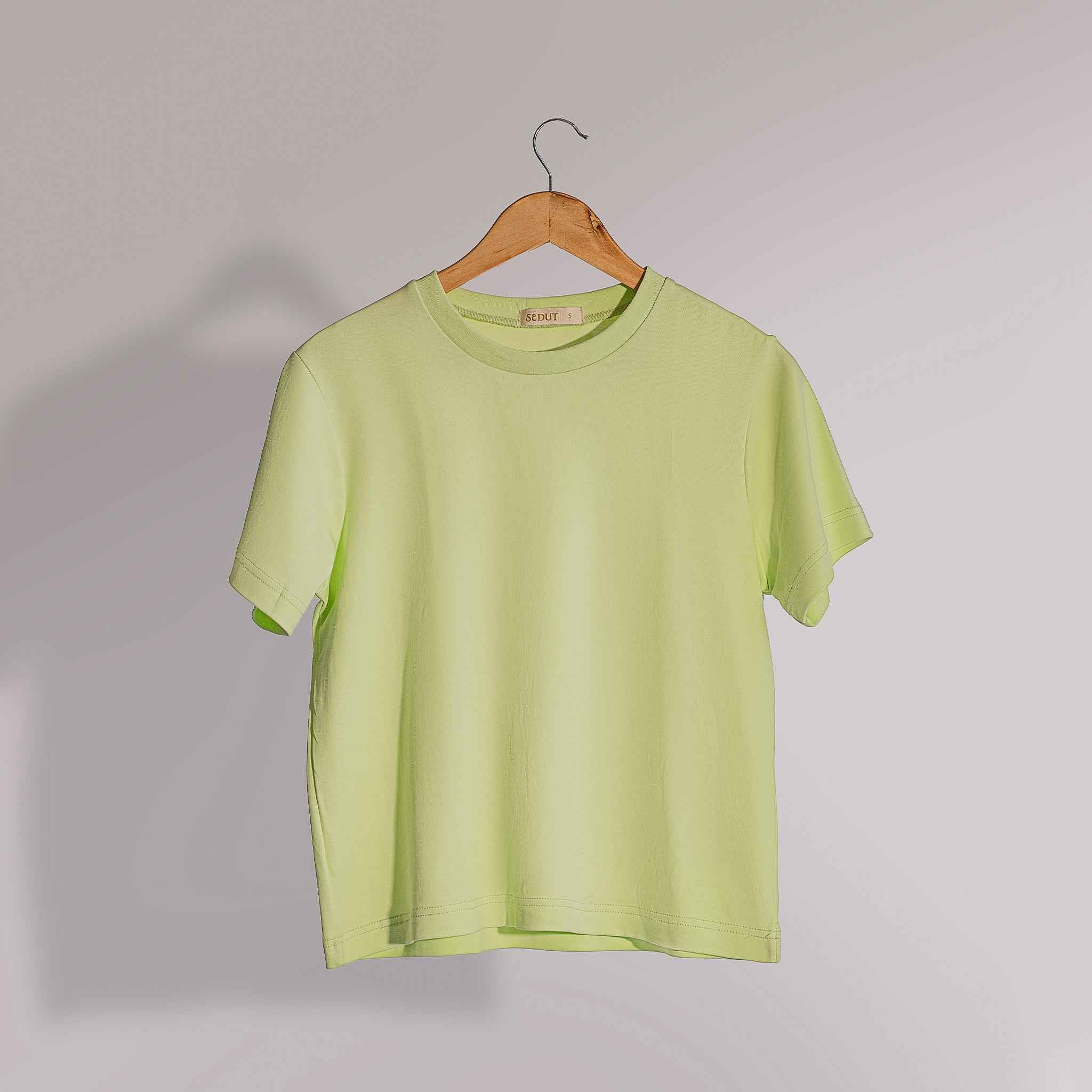 "Love Crew T-Shirt" - Modern Relax