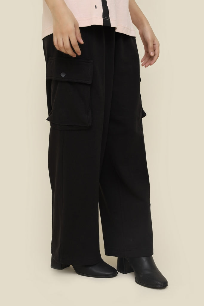 Essential Cargo Travels Caviar | Elevated Comfort in Motion