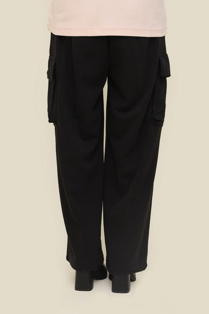 Essential Cargo Travels Caviar | Elevated Comfort in Motion