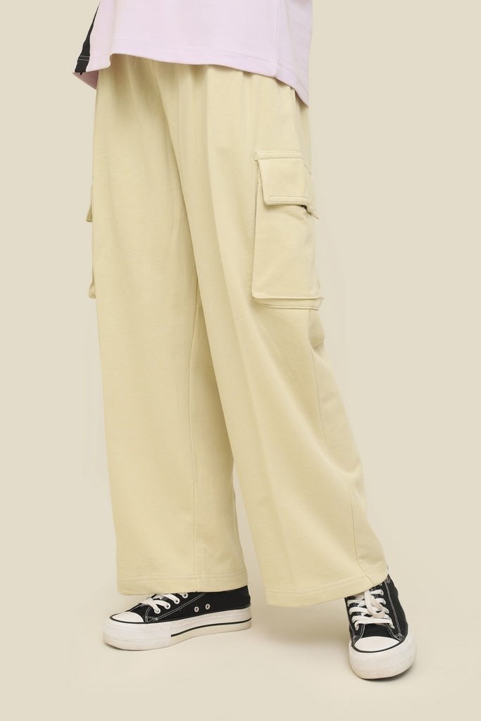 Essential Cargo Travels Cream | Elevated Comfort in Motion - Sa'adut