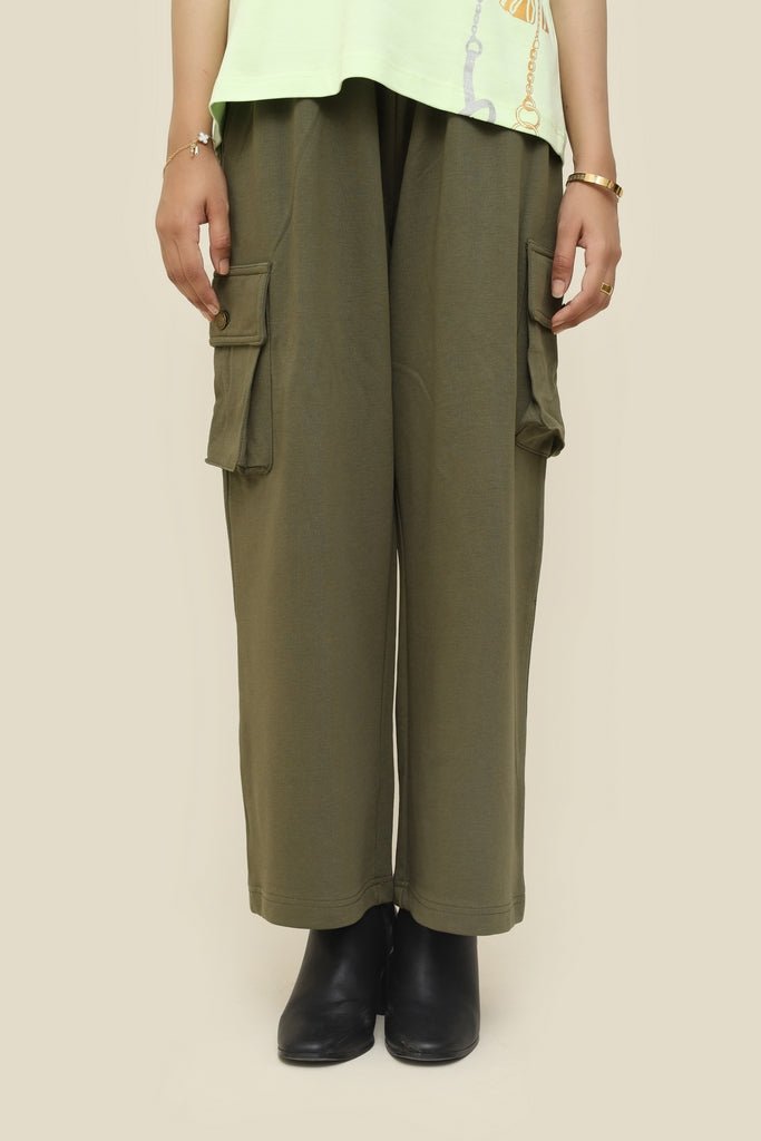 Essential Cargo Travels Tea Leaf - Elevated Comfort in Motion Premium Travel Essentials - Sa'adut